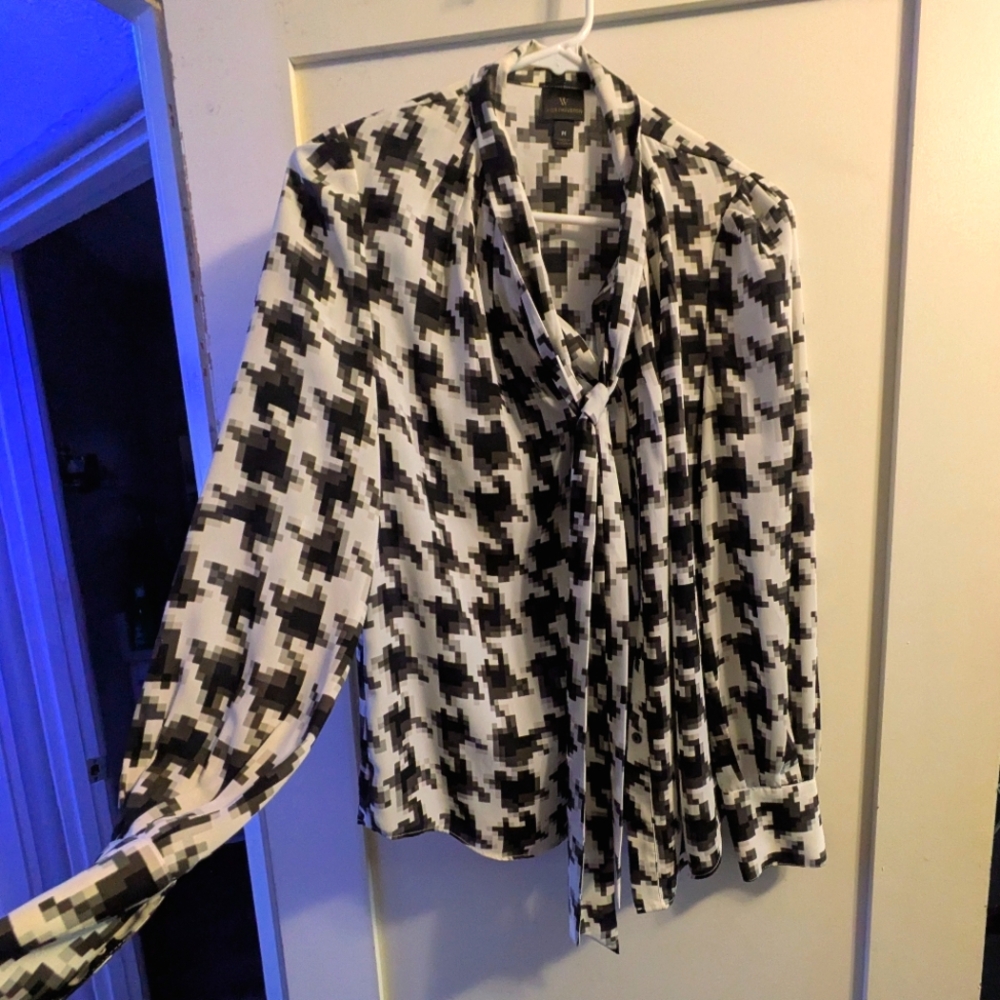 Chic Pixel Houndstooth Blouse 👾